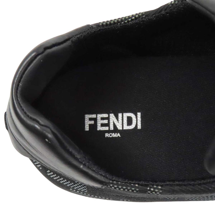FENDI 
ロゴ ファブリック レザー レースアップ 
FF ローカット スニーカー