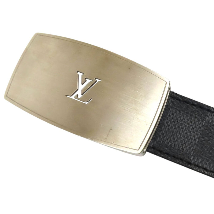 LOUIS VUITTON 
Cintura LV Cut in pelle con fibbia in metallo color argento 
Damier Graphite Sangle