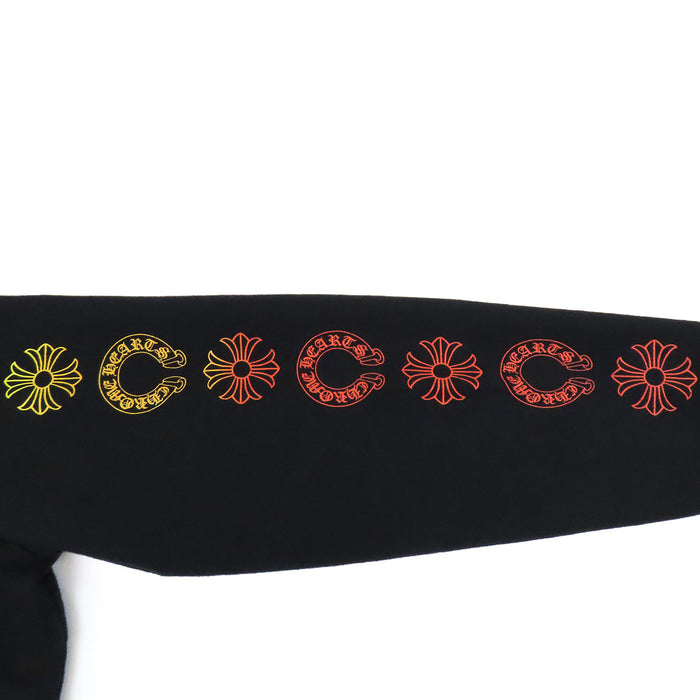 CHROME HEARTS 
Sweat à capuche en coton avec étiquette à motif CH Scroll 
Sweat à capuche logo vertical en dégradé