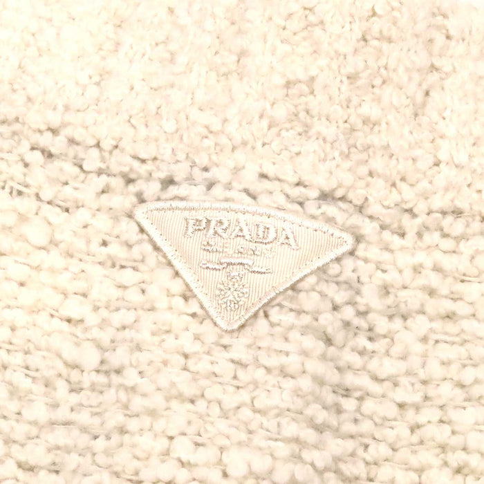PRADA 
ロゴボタン ウール モヘア ミニ 21451 S232 13CS 
トライアングルロゴ ブークレ ニット スカート