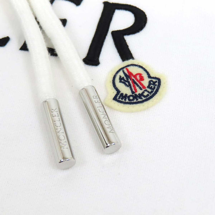 MONCLER 
23年製 ワッペン スウェット フード コットン 
HOODIE ロゴ エンブロイダリー フーディー