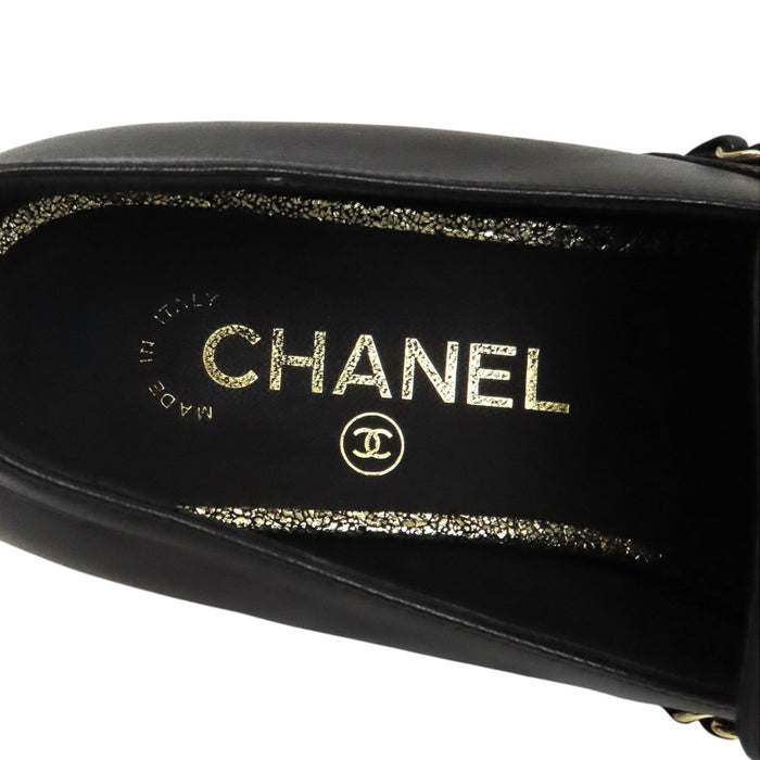 CHANEL 
COCO CC ロゴ レザー 
ココマーク チェーン ローファー