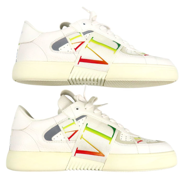 VALENTINO 
レザー レースアップ 
VLTN ロゴ スニーカー