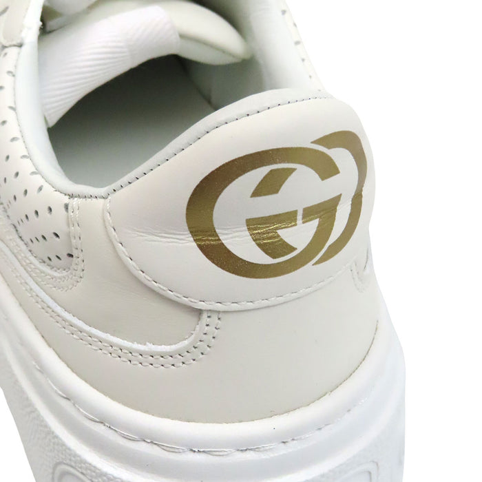 GUCCI 
ロゴ レースアップ ローカット レザー 厚底 
GG エンボス スニーカー