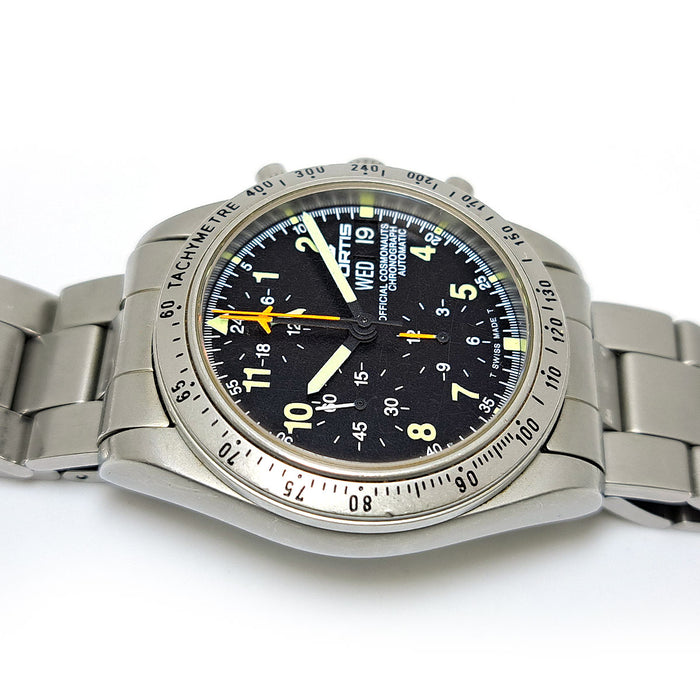 FORTIS 
Official Cosmonaut Chronographe Lemania 5100