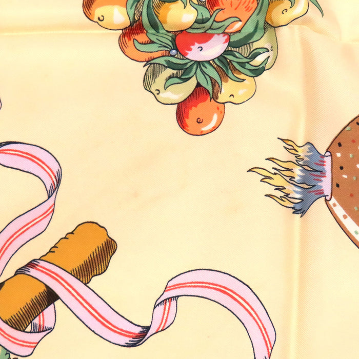 HERMES 
シルク 大判 
カレ 90 フランス料理を讃えて スカーフ 
A LA GLOIRE DE LA CUISINE FRANCAISE