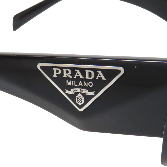 PRADA 
ロゴ 
トライアングルロゴ サングラス