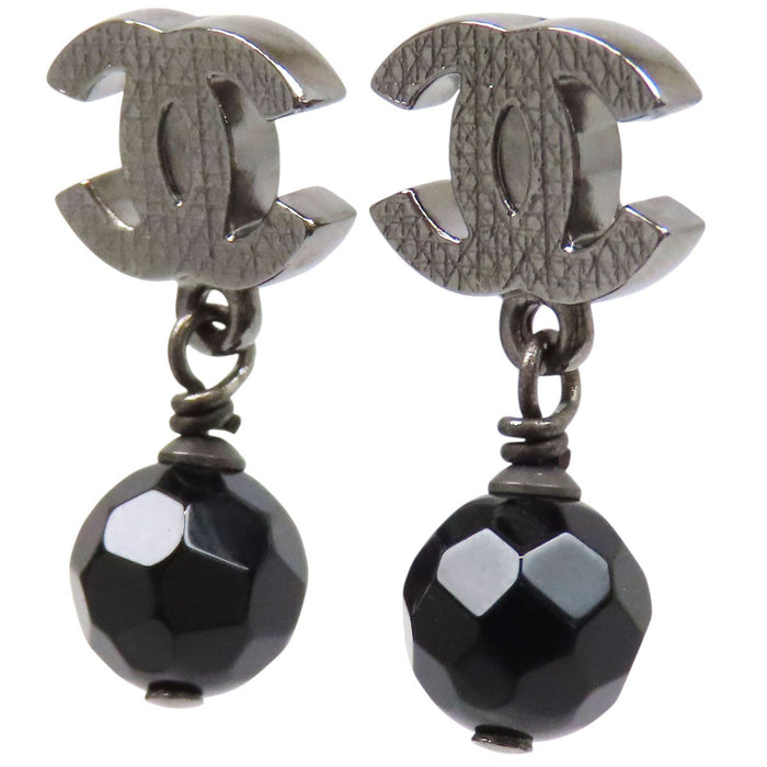 CHANEL 
A14V COCO CC ロゴ ストーン ビーズ 
ココマークドロップ ピアス