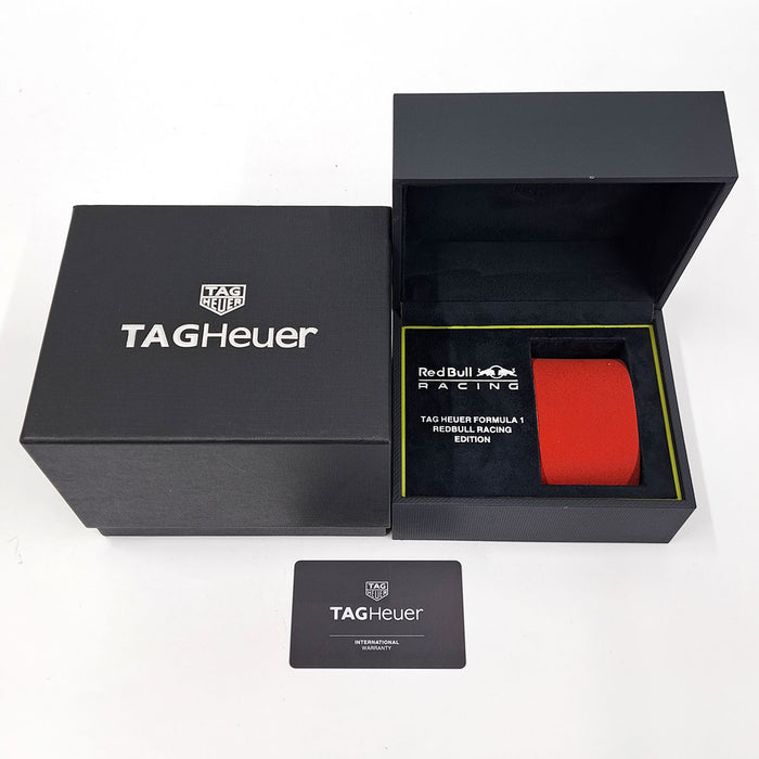 TAG HEUER 
フォーミュラ1 クロノグラフ レッドブル レーシング 
箱ギャラ付