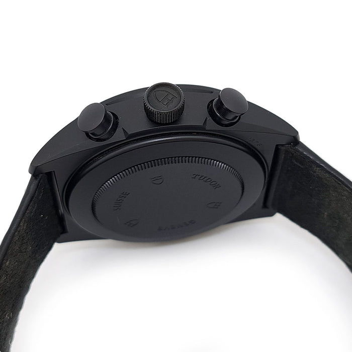 TUDOR 
Fastrider Black Shield Chronographe 
Avec boîte et garantie