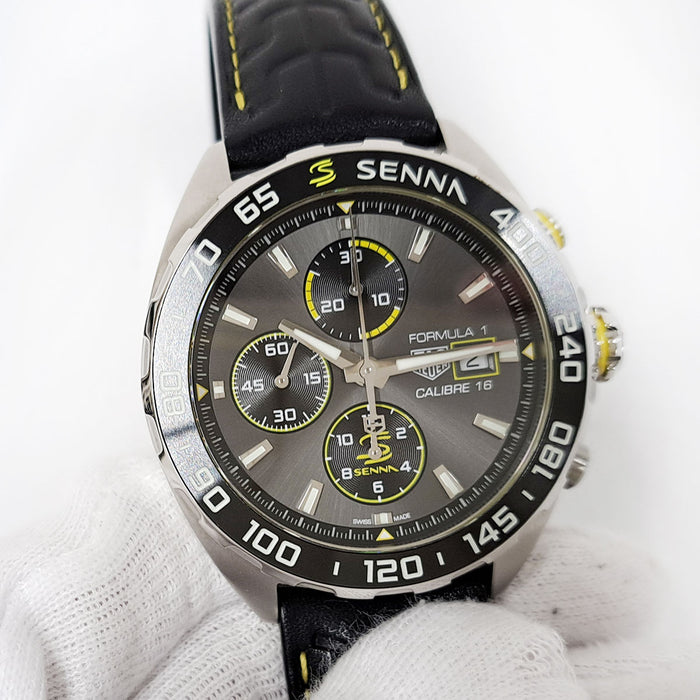 TAG HEUER 
フォーミュラ1 キャリバー16 アイルトン・セナ スペシャルエディション 
箱ギャラ付