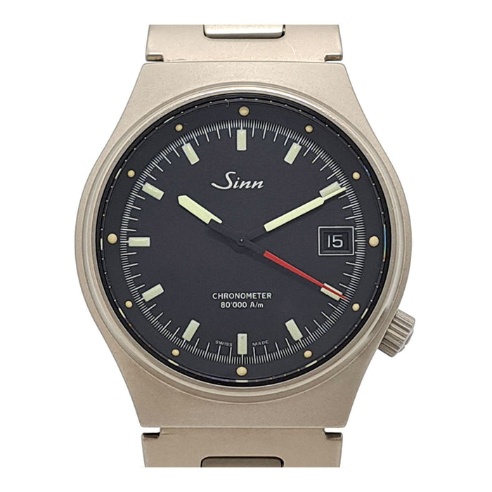 Sinn 
244 チタン 80,000A/m Overhauled by Sinn 
箱ギャラ付