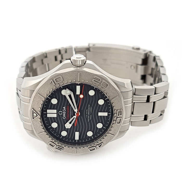 OMEGA 
シーマスター ダイバー NEKTON 
箱ギャラ付