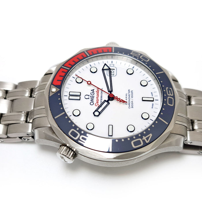 OMEGA 
シーマスター300 コマンダー 007 
箱ギャラ付