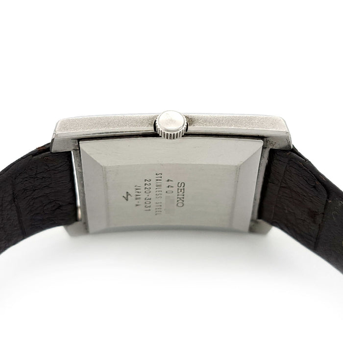 SEIKO 
シャリオ レクタンギュラー ブルーダイヤル