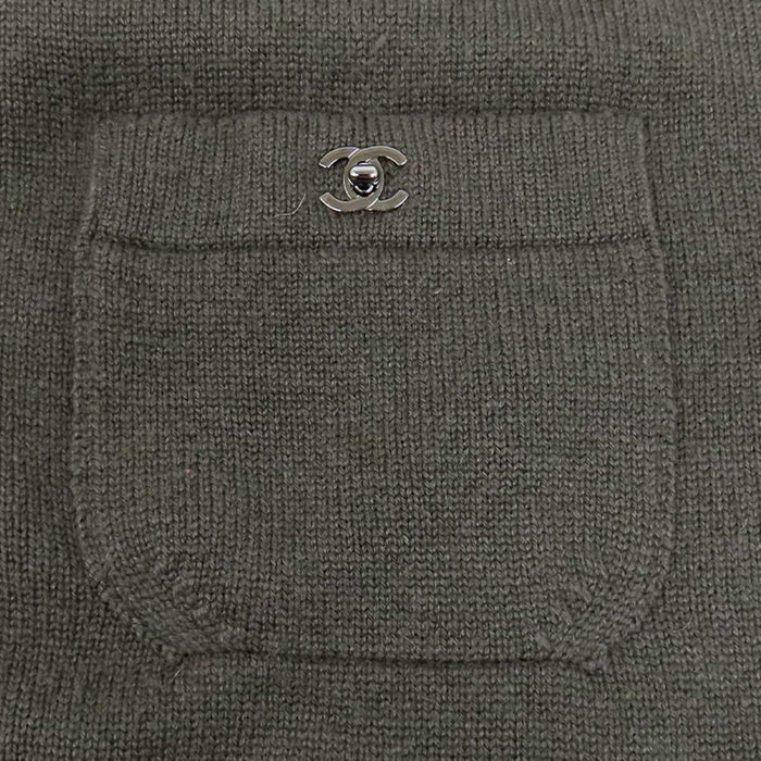 CHANEL 
COCO CC ロゴ Vネック 
ココマーク ターンロック カシミヤ ロング カーディガン