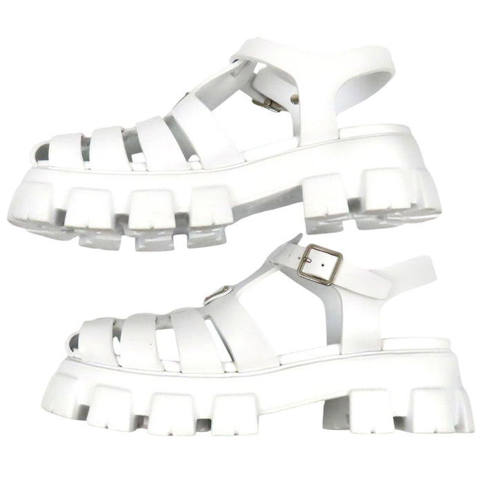 PRADA 
トライアングルロゴ 厚底 
モノリス ラバー サンダル
