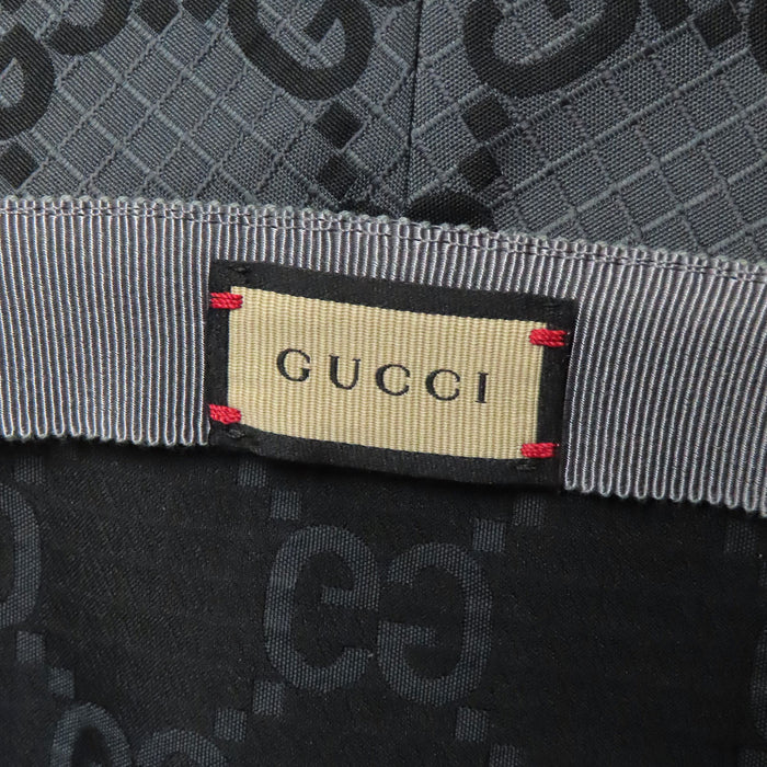 GUCCI 
総柄 
GGスプリーム バケットハット