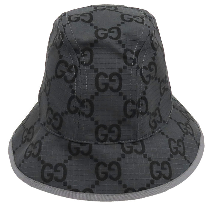 GUCCI 
Imprimé intégral 
Chapeau bob GG Supreme