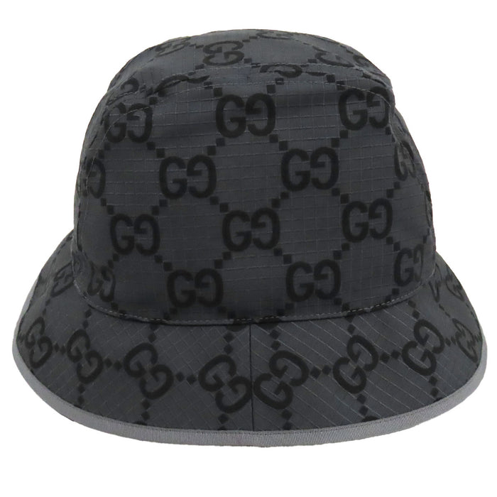 GUCCI 
Imprimé intégral 
Chapeau bob GG Supreme