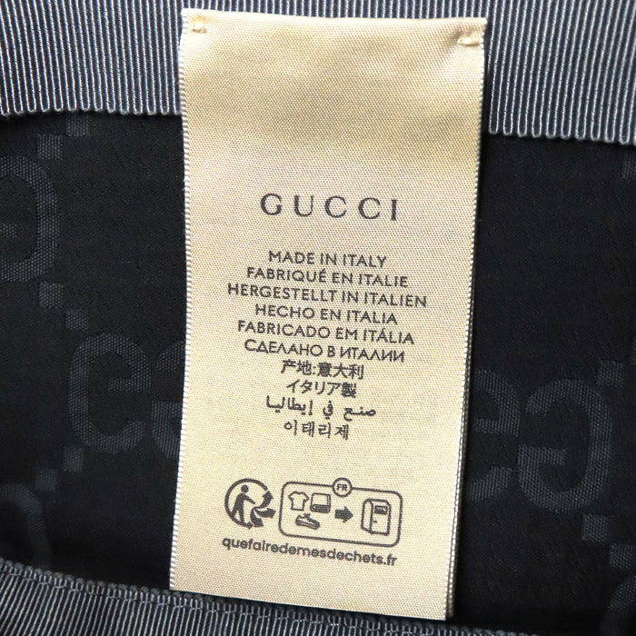 GUCCI 
全圖案 
GG Supreme 漁夫帽