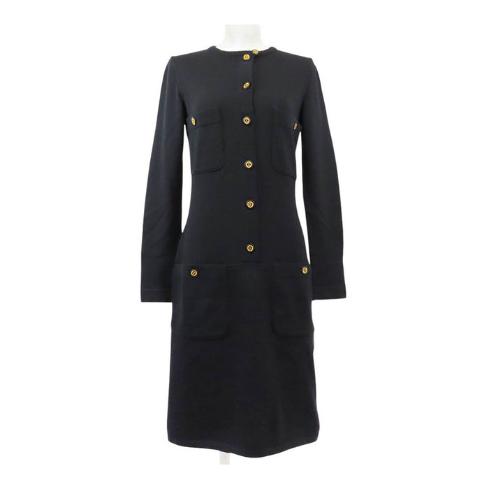 CHANEL 
Bouton Coco CC vintage laine 30870 
Robe tricotée logo Coco