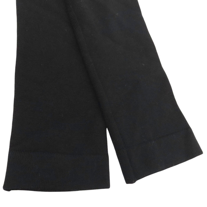 CHANEL 
Bouton Coco CC vintage laine 30870 
Robe tricotée logo Coco
