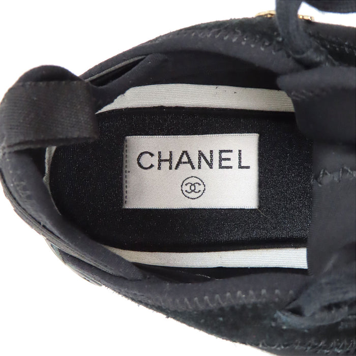 CHANEL 
COCO CC ロゴ レースアップ 
ココマーク ファブリック スニーカー 
マトラッセ