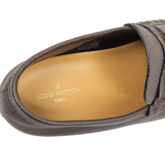 LOUIS VUITTON 
LV ロゴ レザー ゴールドカラーメタル 
エステート ローファー