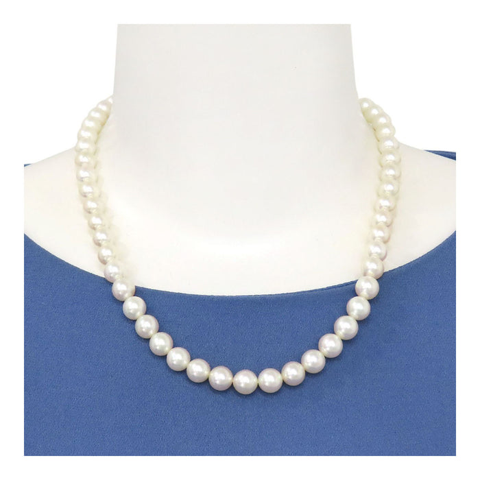 MIKIMOTO 
Collana con perle Akoya