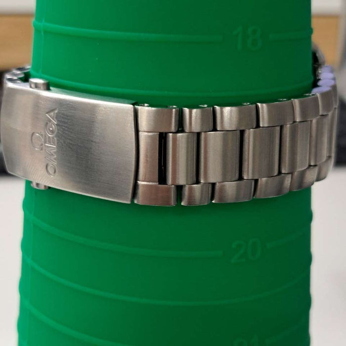 【WHOLESALES】
OMEGA 
232.30.44.22.01.001 
Seamaster Planet Ocean 
Garanzia Pictogramma
