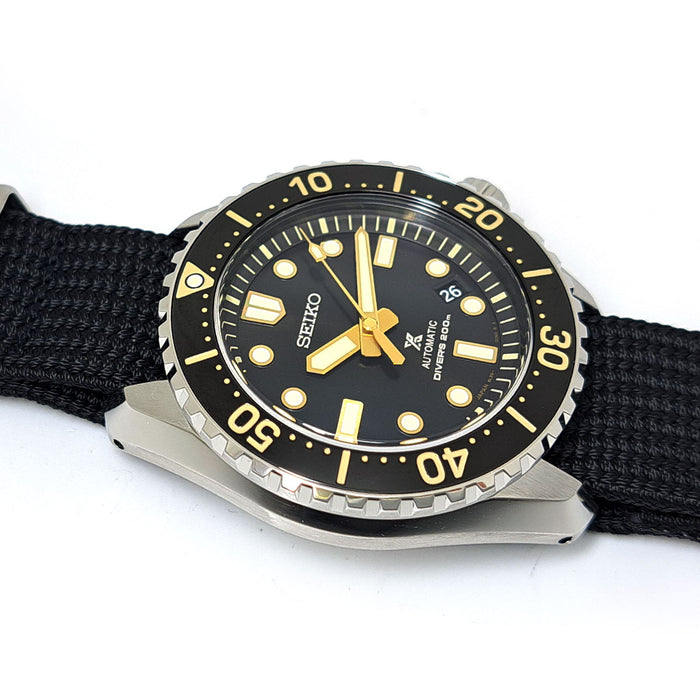 SEIKO  
Prospex Mechanical  
With Warranty Card