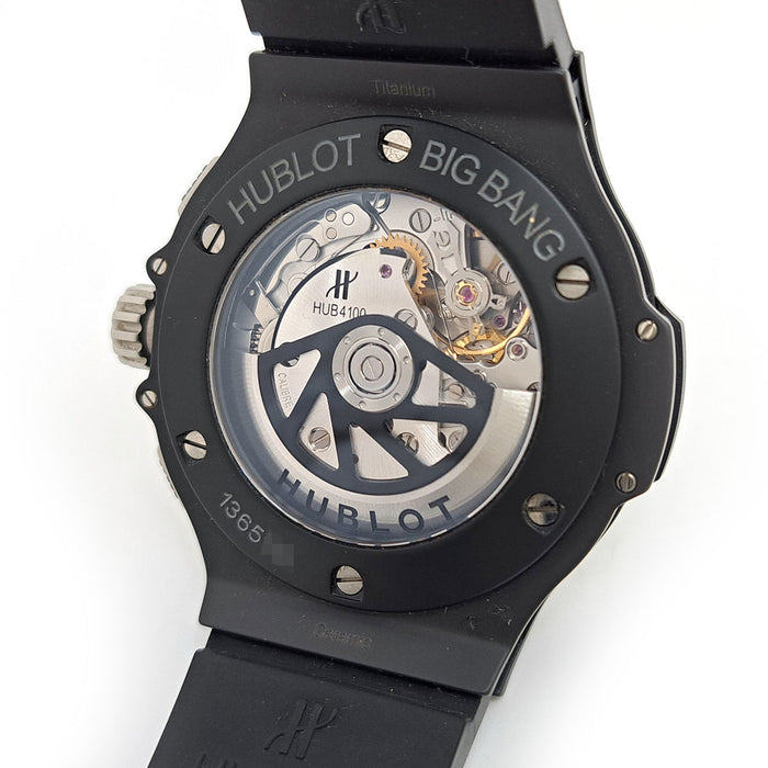 HUBLOT 
ビッグ・バン エボリューション ブラックマジック 
箱ギャラ付