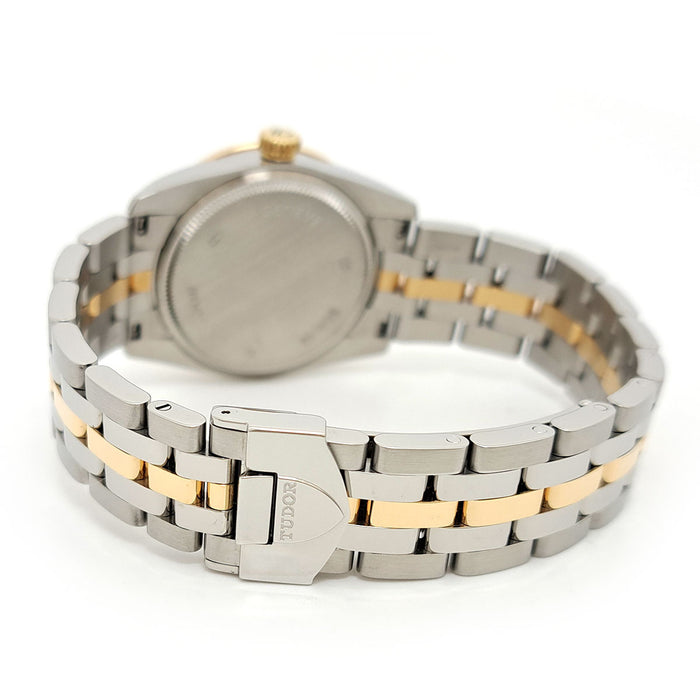 TUDOR 
Glamour Date 
With box and warranty card