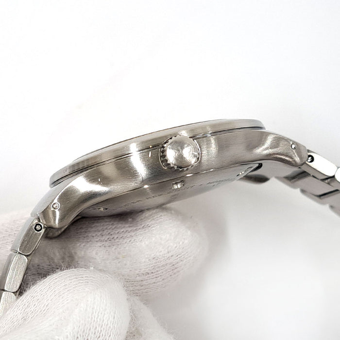 Eterna 
ポルシェ・デザイン