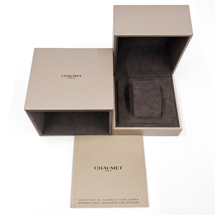 Chaumet  
Dandy  
With box and certificate