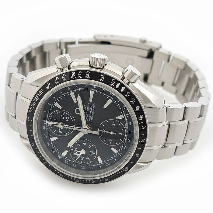 OMEGA  
Speedmaster Day-Date  
With box and warranty card