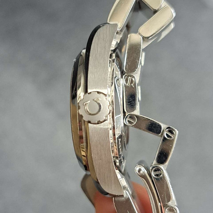 【WHOLESALES】
OMEGA 
231.10.30.61.02.001 
Scatola Garanzia Pictogramma