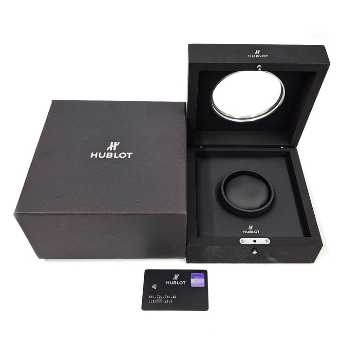 HUBLOT  
Classic Fusion  
With box and warranty card