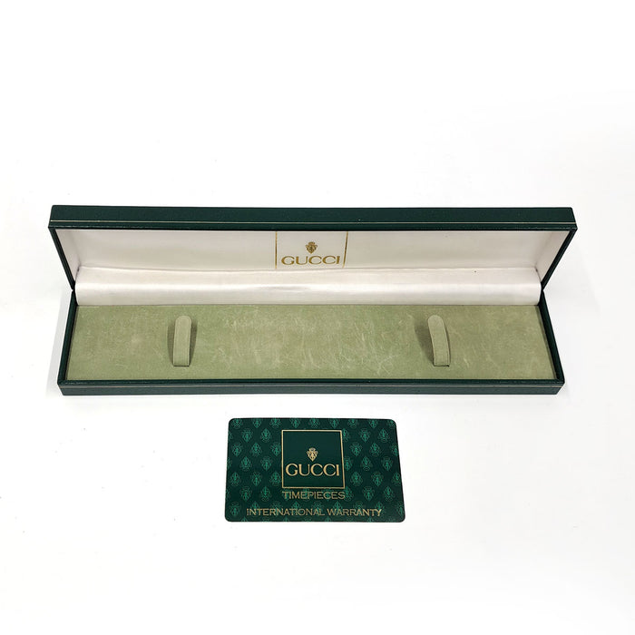 GUCCI 
7200 オートマティック 
箱ギャラ付