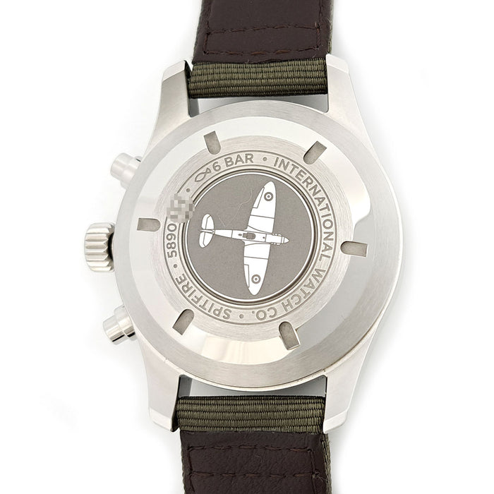 IWC 
パイロットウォッチ クロノグラフ 
箱ギャラ付