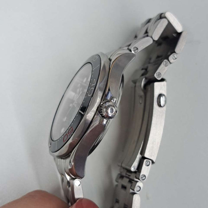 【WHOLESALES】
OMEGA 
212.30.41.20.01.005 
シーマスター300　コーアクシャル　007ジェームズボンド 
箱　保　ピクトグラム