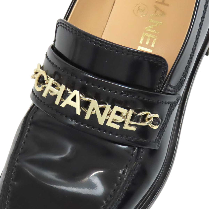 CHANEL 
COCO CC レザー ゴールドカラーメタル パテントレザー 
ココマーク ロゴ チェーン レザー ローファー