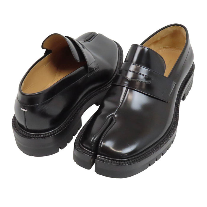 Maison Margiela 
レザー 足袋 
Tabi タビ ローファー