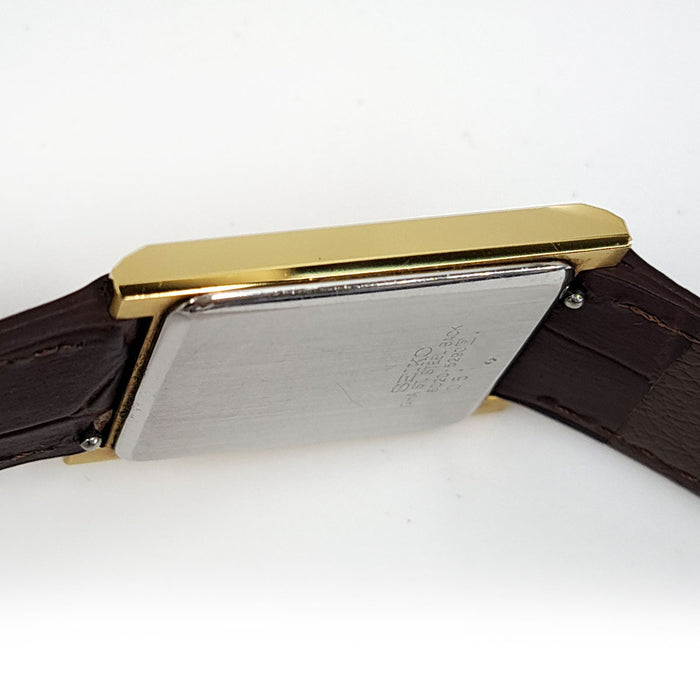 SEIKO 
Rectangular