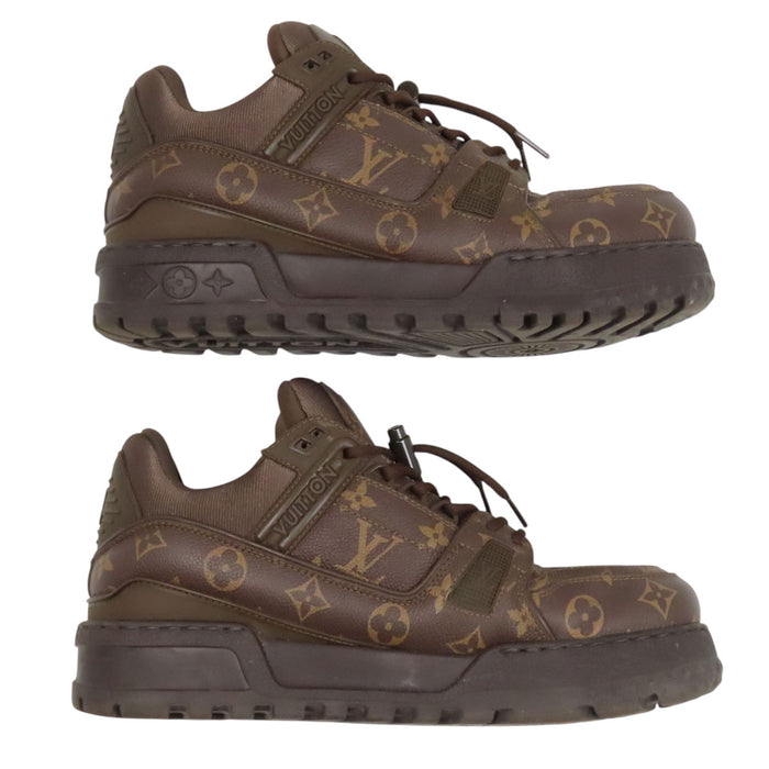 LOUIS VUITTON 
LV ロゴ ローカット 2024年製 レースアップ 
LV トレイナー モノグラム マキシ スニーカー 
モノグラム