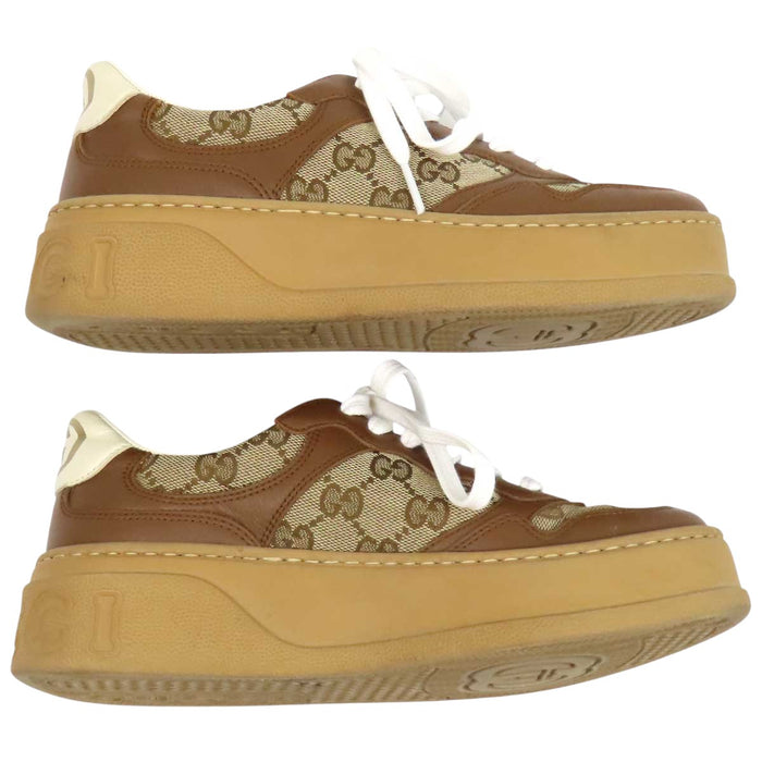 GUCCI 
インターロッキングG レザー レースアップ 
GGキャンバス ローカット スニーカー