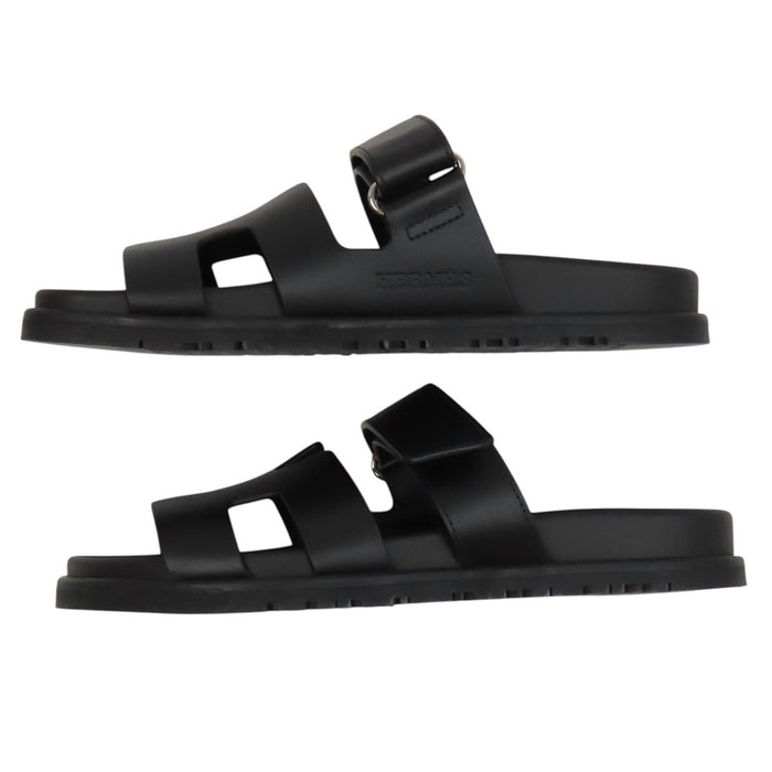 HERMES  
H Ash Sandali piatti in pelle  
Cipresso