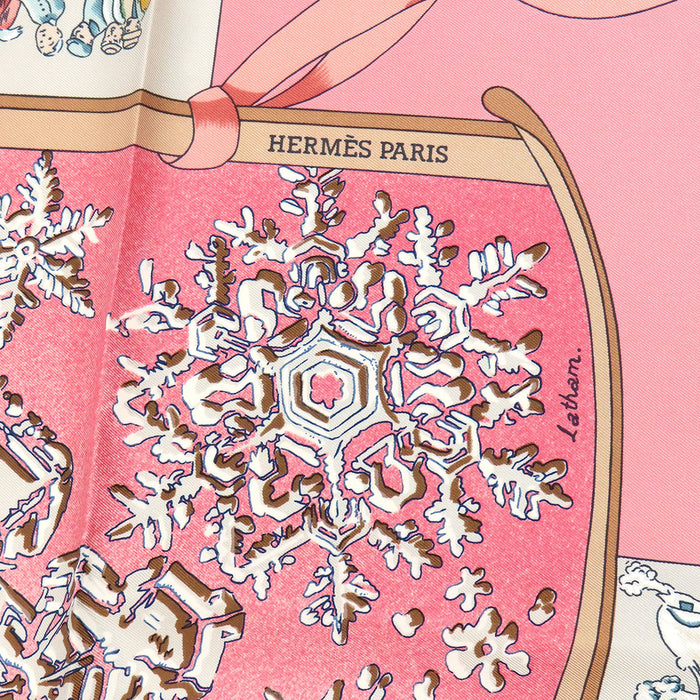 HERMES 
シルク 大判 
カレ 90 Neige d'Antan 去年の雪 スカーフ