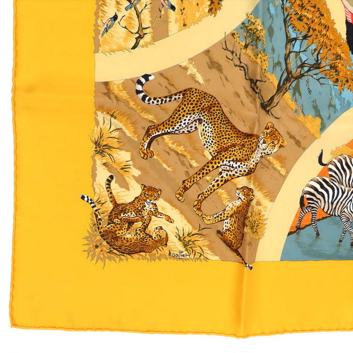 HERMES 
スカーフ 大判 シルク アニマル 
カレ 90 Tanzanie タンザニア